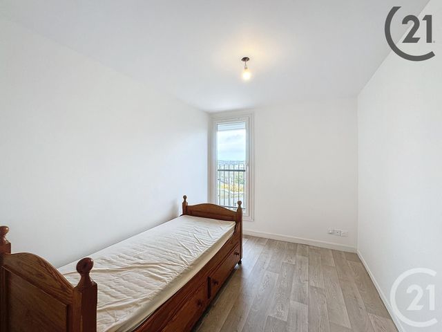 Afficher la photo en grand Appartement F5 à louer - 5 pièces - 89.68 m2 - PROVINS - 77 - ILE-DE-FRANCE - Century 21 Martinot Immobilier