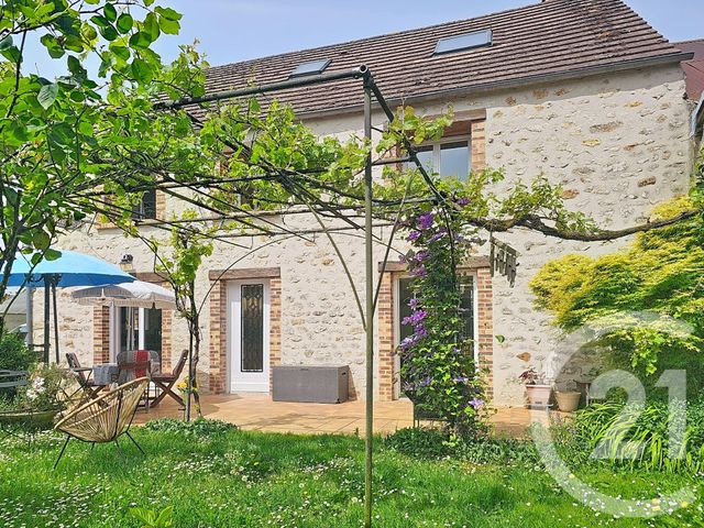 maison à vendre - 9 pièces - 229.8 m2 - SOURDUN - 77 - ILE-DE-FRANCE - Century 21 Martinot Immobilier