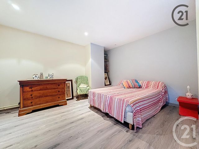 maison à vendre - 9 pièces - 229.8 m2 - SOURDUN - 77 - ILE-DE-FRANCE - Century 21 Martinot Immobilier