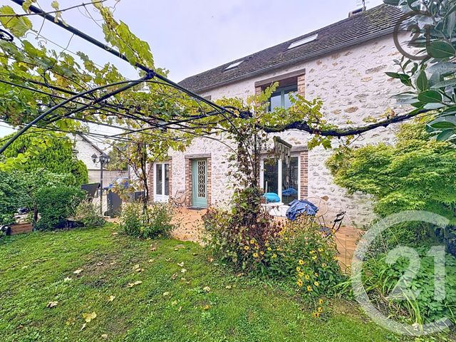 maison à vendre - 9 pièces - 229.8 m2 - SOURDUN - 77 - ILE-DE-FRANCE - Century 21 Martinot Immobilier