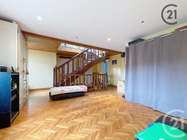 maison à vendre - 9 pièces - 229.8 m2 - SOURDUN - 77 - ILE-DE-FRANCE - Century 21 Martinot Immobilier