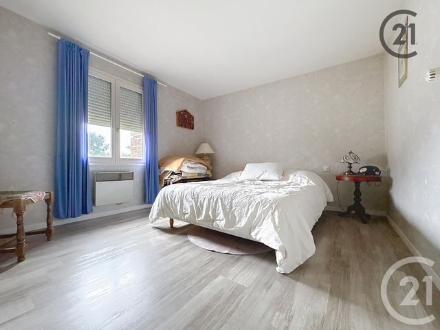 maison à vendre - 9 pièces - 229.8 m2 - SOURDUN - 77 - ILE-DE-FRANCE - Century 21 Martinot Immobilier