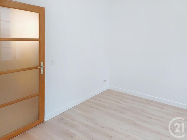 Appartement F3 à louer - 3 pièces - 46.89 m2 - PROVINS - 77 - ILE-DE-FRANCE - Century 21 Martinot Immobilier