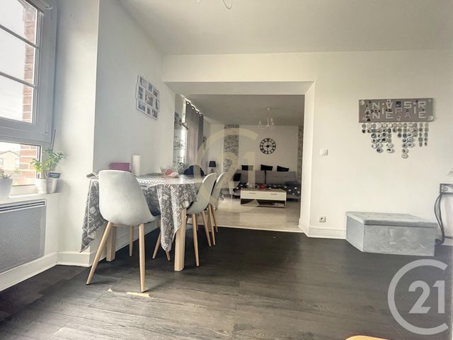 Appartement F2 à louer - 2 pièces - 65.59 m2 - PROVINS - 77 - ILE-DE-FRANCE - Century 21 Martinot Immobilier