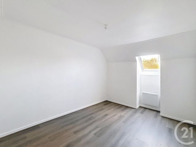 maison à louer - 5 pièces - 113.72 m2 - STE COLOMBE - 77 - ILE-DE-FRANCE - Century 21 Martinot Immobilier