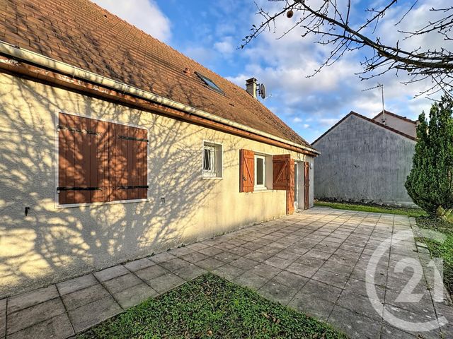 maison à louer - 5 pièces - 113.72 m2 - STE COLOMBE - 77 - ILE-DE-FRANCE - Century 21 Martinot Immobilier