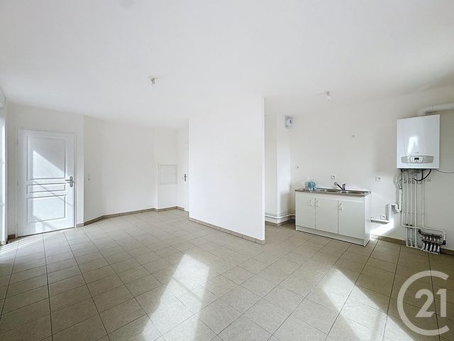 Appartement F2 à louer - 2 pièces - 48.1 m2 - NANGIS - 77 - ILE-DE-FRANCE - Century 21 Martinot Immobilier