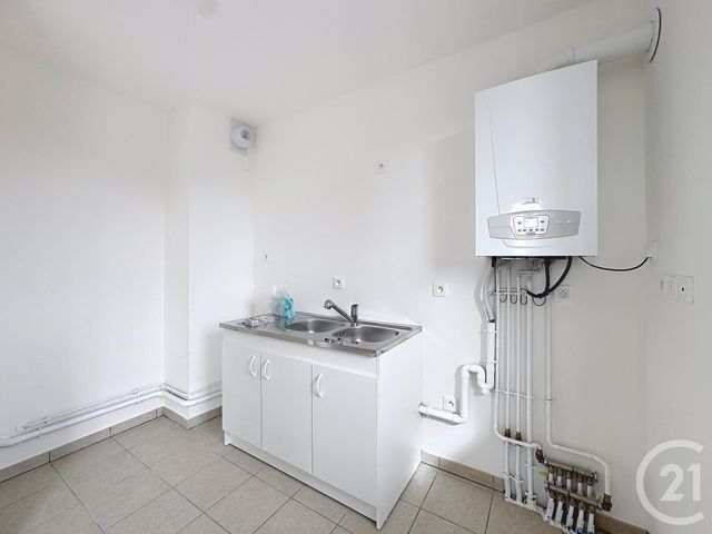 Appartement F2 à louer - 2 pièces - 48.1 m2 - NANGIS - 77 - ILE-DE-FRANCE - Century 21 Martinot Immobilier