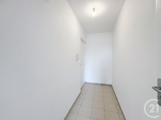 Appartement F2 à louer - 2 pièces - 48.1 m2 - NANGIS - 77 - ILE-DE-FRANCE - Century 21 Martinot Immobilier