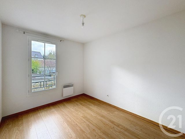 Appartement F3 à louer - 3 pièces - 56.8 m2 - PROVINS - 77 - ILE-DE-FRANCE - Century 21 Martinot Immobilier