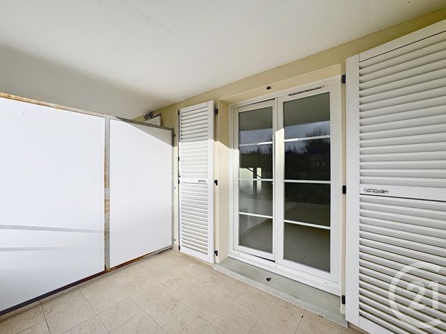 Appartement F3 à louer - 3 pièces - 56.8 m2 - PROVINS - 77 - ILE-DE-FRANCE - Century 21 Martinot Immobilier