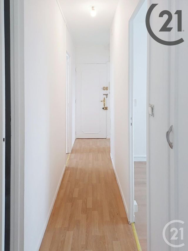 Appartement F4 à louer - 4 pièces - 63.16 m2 - PROVINS - 77 - ILE-DE-FRANCE - Century 21 Martinot Immobilier