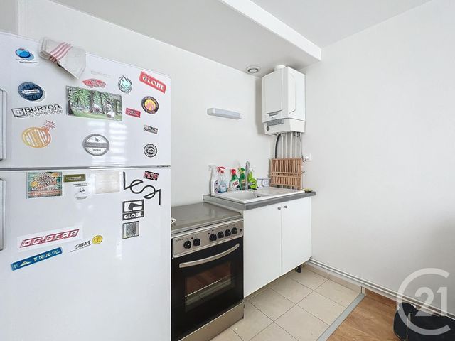 Appartement F2 à louer - 2 pièces - 31.66 m2 - PROVINS - 77 - ILE-DE-FRANCE - Century 21 Martinot Immobilier