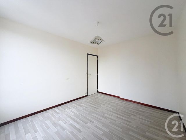 Appartement F2 à vendre - 2 pièces - 42.47 m2 - PROVINS - 77 - ILE-DE-FRANCE - Century 21 Martinot Immobilier