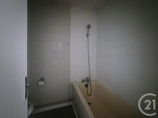 Appartement F4 à louer - 4 pièces - 71.0 m2 - LA FERTE GAUCHER - 77 - ILE-DE-FRANCE - Century 21 Martinot Immobilier