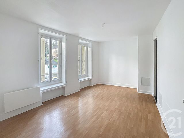 Appartement F4 à louer - 4 pièces - 71.0 m2 - LA FERTE GAUCHER - 77 - ILE-DE-FRANCE - Century 21 Martinot Immobilier