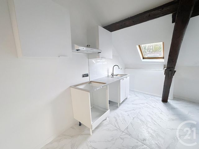 Appartement F2 à louer - 2 pièces - 33.44 m2 - LA FERTE GAUCHER - 77 - ILE-DE-FRANCE - Century 21 Martinot Immobilier