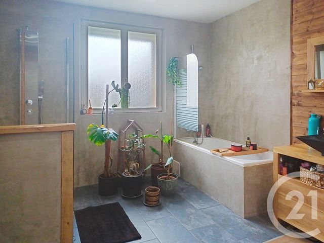 maison à louer - 5 pièces - 126.0 m2 - EVERLY - 77 - ILE-DE-FRANCE - Century 21 Martinot Immobilier
