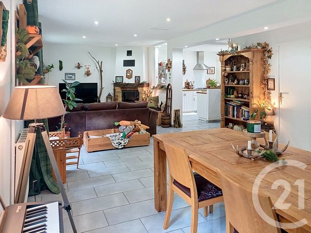 maison à louer - 5 pièces - 126.0 m2 - EVERLY - 77 - ILE-DE-FRANCE - Century 21 Martinot Immobilier