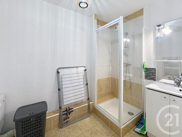 Appartement F2 à louer - 2 pièces - 44.5 m2 - PROVINS - 77 - ILE-DE-FRANCE - Century 21 Martinot Immobilier