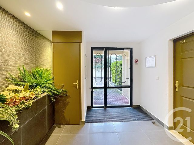 Appartement F2 à louer - 2 pièces - 44.5 m2 - PROVINS - 77 - ILE-DE-FRANCE - Century 21 Martinot Immobilier