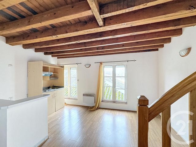 Appartement Studio à louer - 1 pièce - 25.4 m2 - PROVINS - 77 - ILE-DE-FRANCE - Century 21 Martinot Immobilier