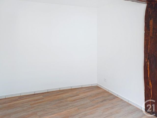 Appartement F1 à louer - 1 pièce - 18.36 m2 - PROVINS - 77 - ILE-DE-FRANCE - Century 21 Martinot Immobilier