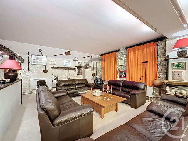 maison à vendre - 8 pièces - 310.94 m2 - ST HILLIERS - 77 - ILE-DE-FRANCE - Century 21 Martinot Immobilier