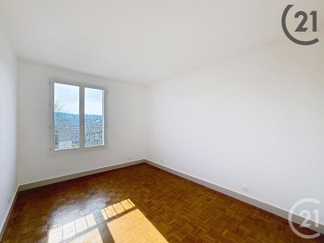 Appartement F3 à louer - 3 pièces - 69.26 m2 - PROVINS - 77 - ILE-DE-FRANCE - Century 21 Martinot Immobilier