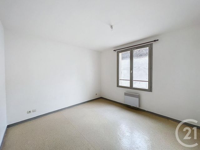 Appartement F2 à louer - 2 pièces - 39.2 m2 - PROVINS - 77 - ILE-DE-FRANCE - Century 21 Martinot Immobilier