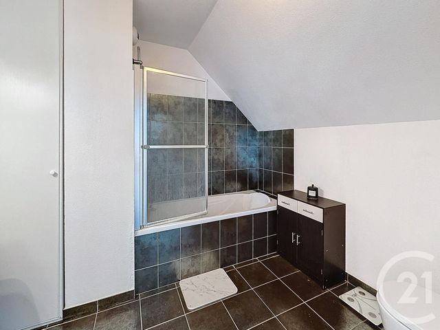 Appartement F1 à vendre - 1 pièce - 29.67 m2 - PROVINS - 77 - ILE-DE-FRANCE - Century 21 Martinot Immobilier