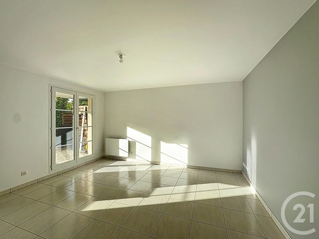 Appartement F3 à louer - 3 pièces - 56.98 m2 - PROVINS - 77 - ILE-DE-FRANCE - Century 21 Martinot Immobilier