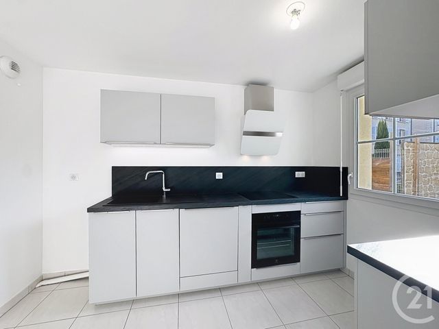 Appartement F3 à louer - 3 pièces - 56.98 m2 - PROVINS - 77 - ILE-DE-FRANCE - Century 21 Martinot Immobilier