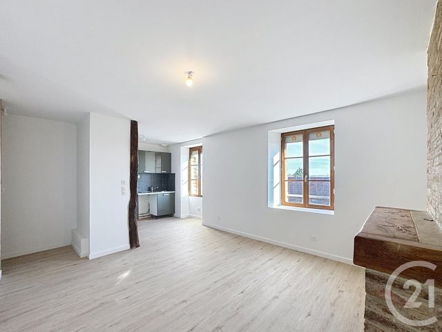 Appartement F3 à louer - 3 pièces - 64.59 m2 - MELZ SUR SEINE - 77 - ILE-DE-FRANCE - Century 21 Martinot Immobilier