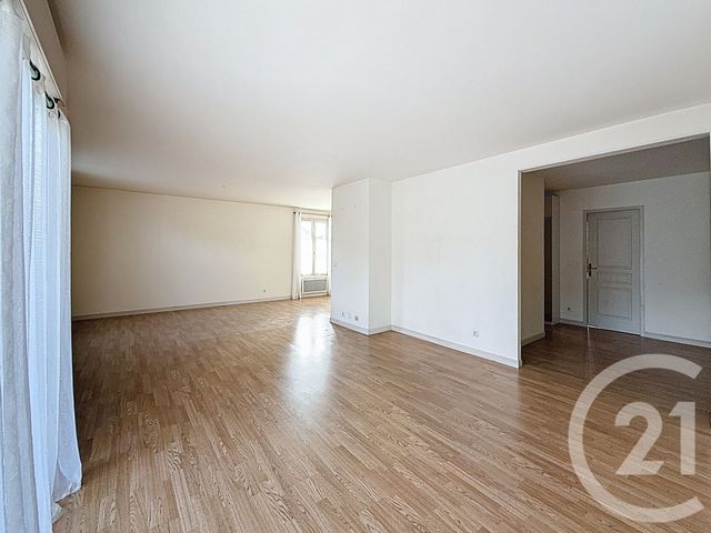 Appartement F4 à vendre - 4 pièces - 99.6 m2 - PROVINS - 77 - ILE-DE-FRANCE - Century 21 Martinot Immobilier