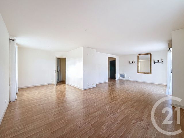 Appartement F4 à vendre - 4 pièces - 99.6 m2 - PROVINS - 77 - ILE-DE-FRANCE - Century 21 Martinot Immobilier