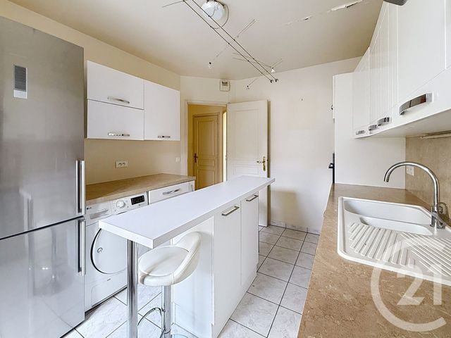 Appartement F4 à vendre - 4 pièces - 99.6 m2 - PROVINS - 77 - ILE-DE-FRANCE - Century 21 Martinot Immobilier