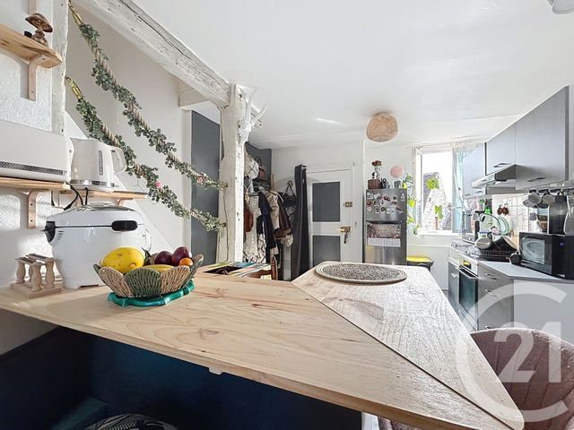 Appartement F2 à vendre - 2 pièces - 41.6 m2 - PROVINS - 77 - ILE-DE-FRANCE - Century 21 Martinot Immobilier