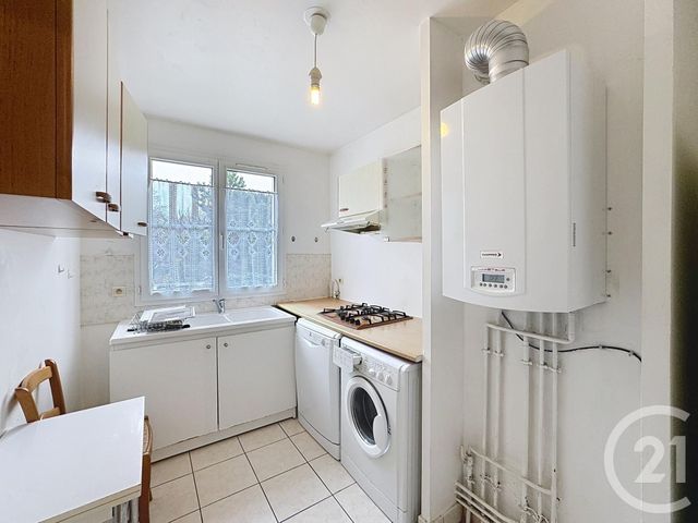 Appartement F2 à louer - 2 pièces - 42.12 m2 - PROVINS - 77 - ILE-DE-FRANCE - Century 21 Martinot Immobilier