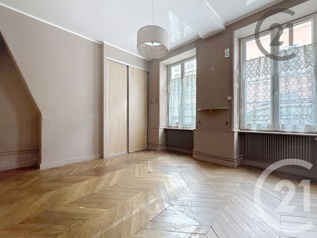 Appartement F2 à vendre - 2 pièces - 49.13 m2 - PROVINS - 77 - ILE-DE-FRANCE - Century 21 Martinot Immobilier