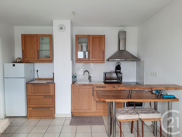 Appartement F3 à louer - 3 pièces - 52.85 m2 - PROVINS - 77 - ILE-DE-FRANCE - Century 21 Martinot Immobilier