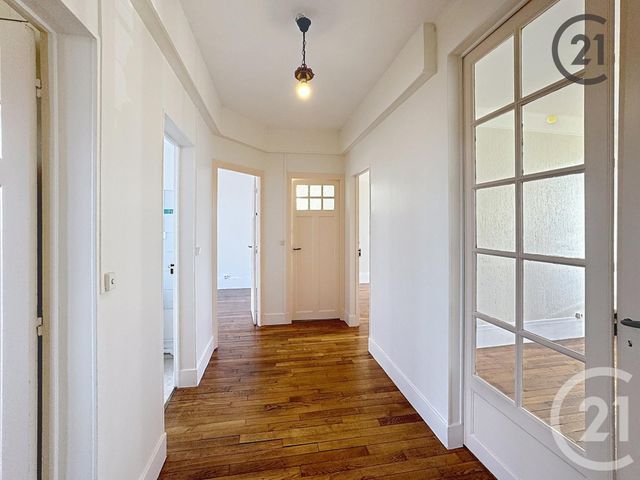 Appartement F3 à louer - 3 pièces - 59.4 m2 - PROVINS - 77 - ILE-DE-FRANCE - Century 21 Martinot Immobilier