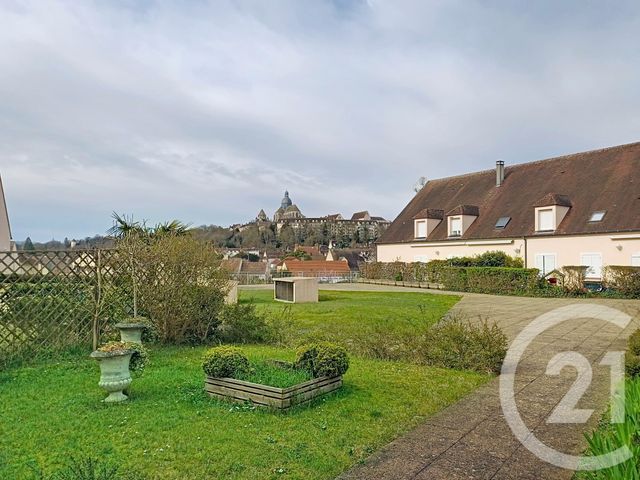 Appartement F2 à louer - 2 pièces - 40.38 m2 - PROVINS - 77 - ILE-DE-FRANCE - Century 21 Martinot Immobilier