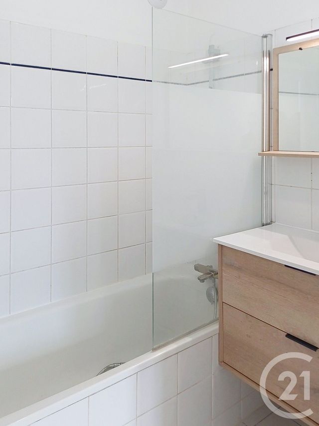 Appartement F2 à louer - 2 pièces - 40.38 m2 - PROVINS - 77 - ILE-DE-FRANCE - Century 21 Martinot Immobilier