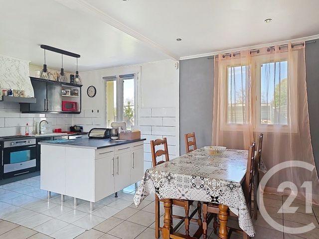 maison à vendre - 5 pièces - 98.0 m2 - MONTCEAUX LES PROVINS - 77 - ILE-DE-FRANCE - Century 21 Martinot Immobilier