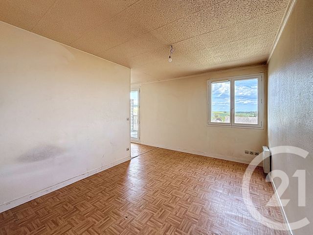 Appartement F2 à vendre - 2 pièces - 41.42 m2 - GOUAIX - 77 - ILE-DE-FRANCE - Century 21 Martinot Immobilier