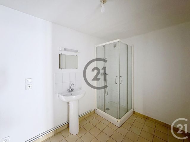 Appartement F2 à louer - 2 pièces - 51.45 m2 - PROVINS - 77 - ILE-DE-FRANCE - Century 21 Martinot Immobilier