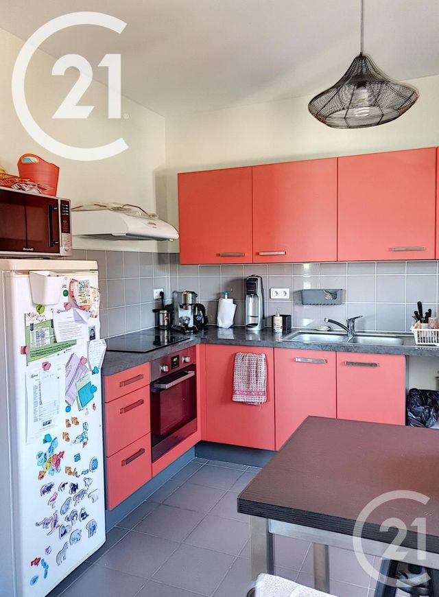 Appartement F6 à louer - 6 pièces - 143.65 m2 - BEZALLES - 77 - ILE-DE-FRANCE - Century 21 Martinot Immobilier