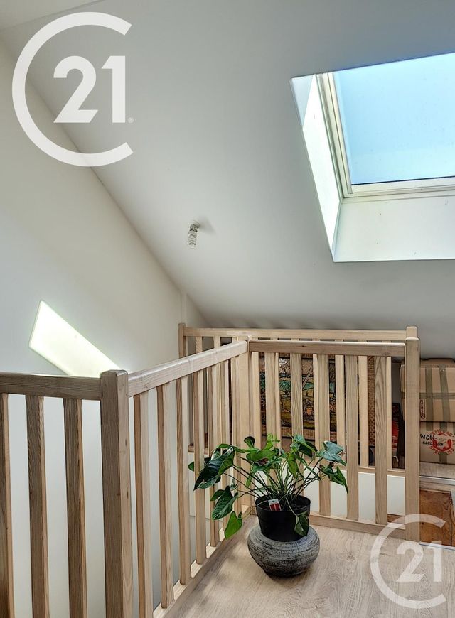 Appartement F6 à louer - 6 pièces - 143.65 m2 - BEZALLES - 77 - ILE-DE-FRANCE - Century 21 Martinot Immobilier