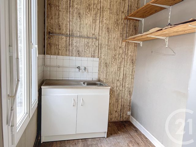 Appartement F2 à louer - 2 pièces - 42.0 m2 - PROVINS - 77 - ILE-DE-FRANCE - Century 21 Martinot Immobilier